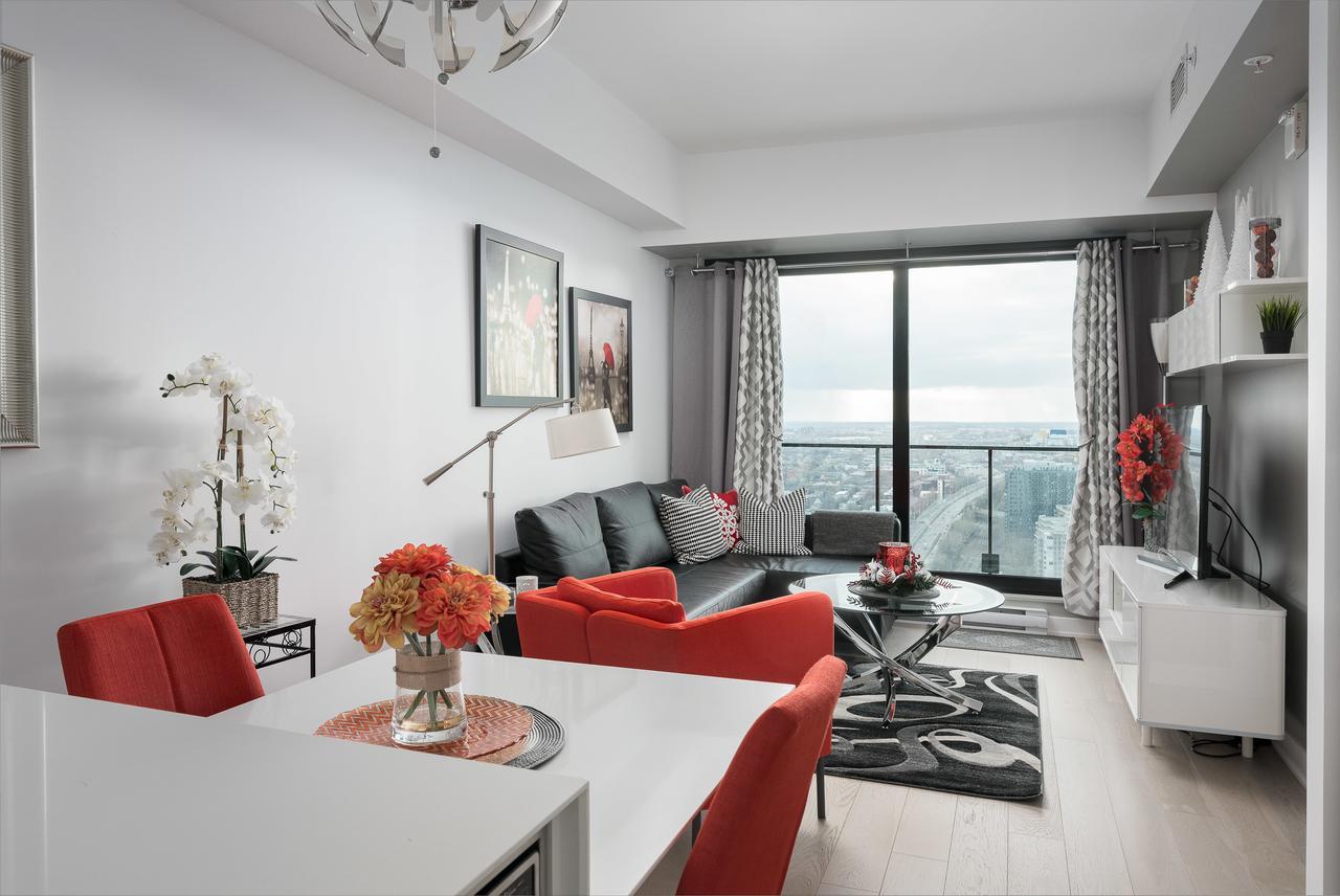Luxury Home In Downtown มอนทรีอัล ภายนอก รูปภาพ