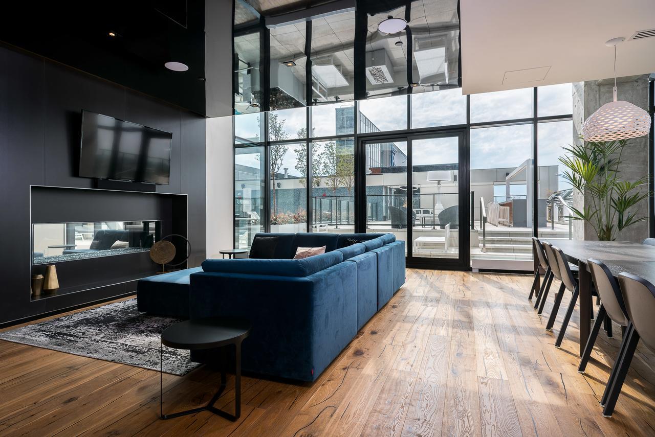 Luxury Home In Downtown มอนทรีอัล ภายนอก รูปภาพ